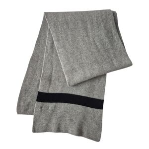Gap Merino Wool Gray Muffler Scarf Thick Knit Unisex